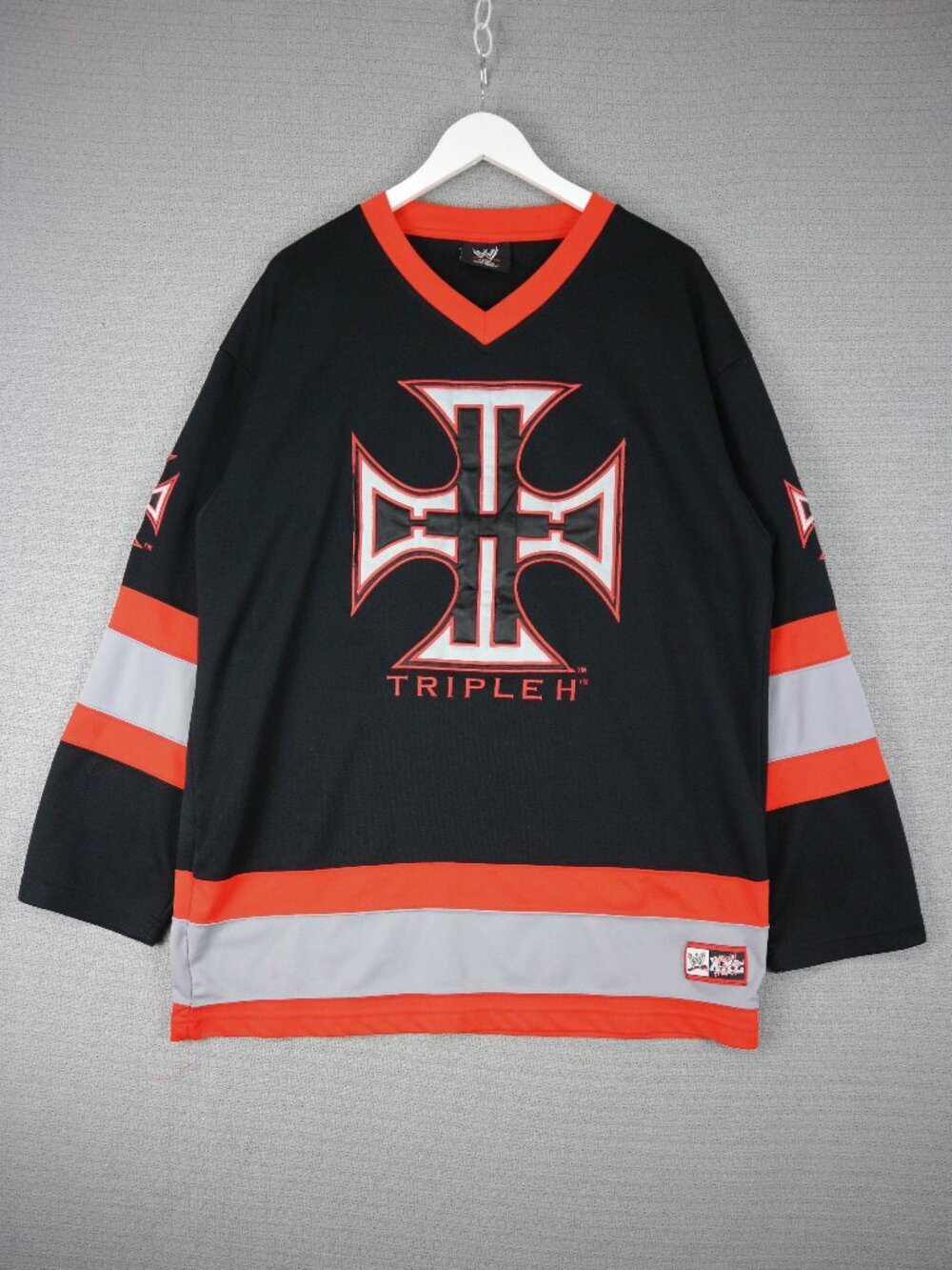 2004 World Wrestling Triple H Wrestler Hockey Jersey Vintage XL